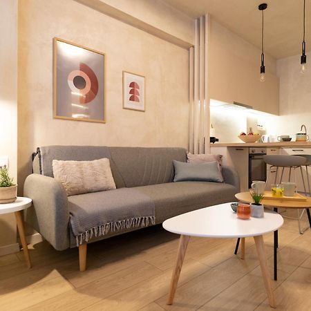 Apo-Zachari Elegant Apartment Larissa Extérieur photo