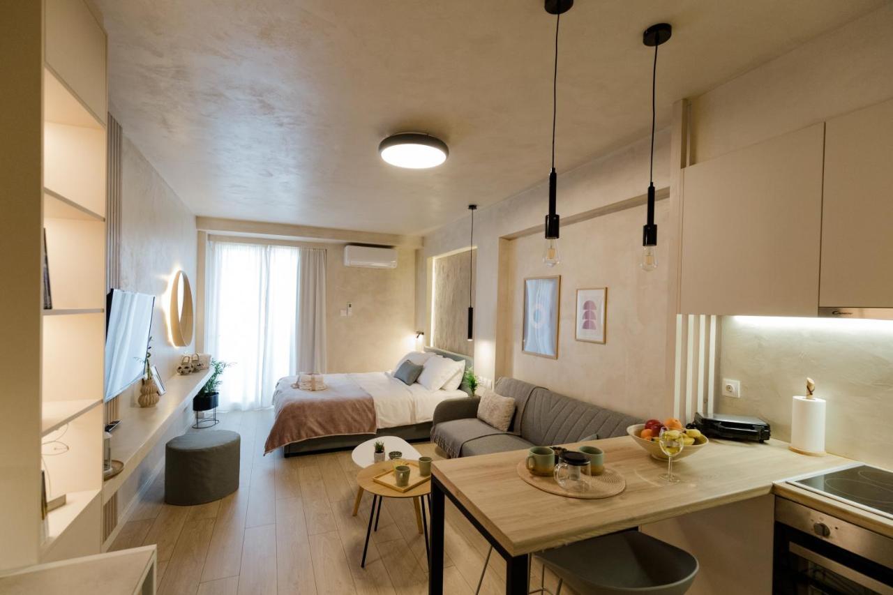 Apo-Zachari Elegant Apartment Larissa Extérieur photo