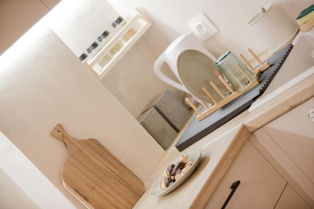 Apo-Zachari Elegant Apartment Larissa Extérieur photo